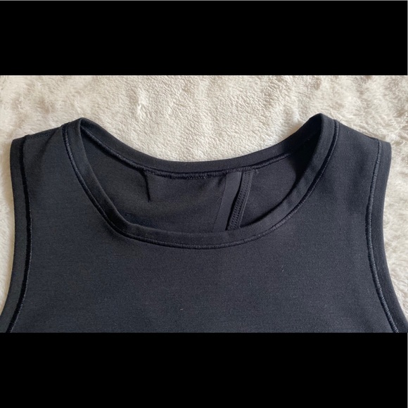 ❗️SOLD ❗️Lululemon Open Back Tank, Size 10 - Picture 6 of 6